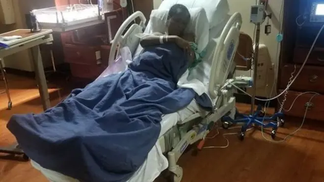 Linda say di pikin name na baby J