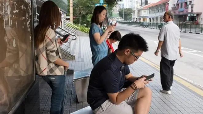 සිංගප්පූරුව: ව්‍යාජ පුවත්වලට එරෙහිව ආන්දෝලනාත්මක පනතක්