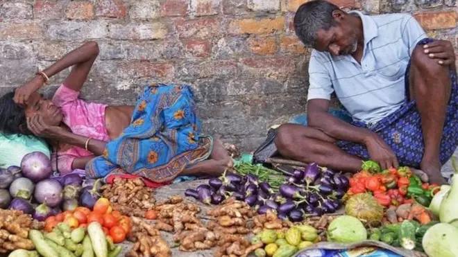 શાકભાજી વેચનારાં