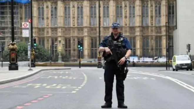 صالح خاطر يُتهم بتهمتي محاولة القتل العمد