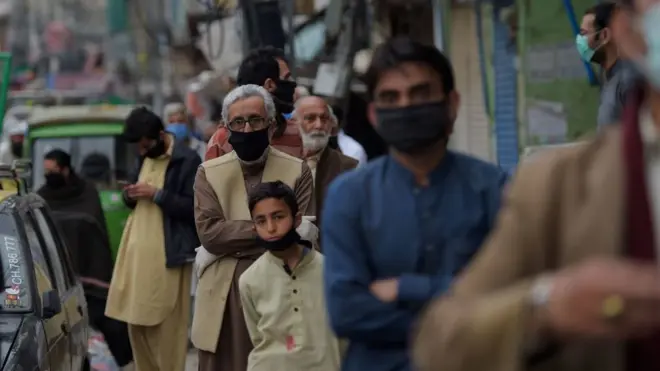 یورپی ممالک میں اگر سب سے زیادہ پاکستانی آباد ہیں تو ان میں زیادہ کا تعلق گوجرانوالہ ریجن سے ہے جن میں گجرات اور سیالکوٹ شامل ہیں