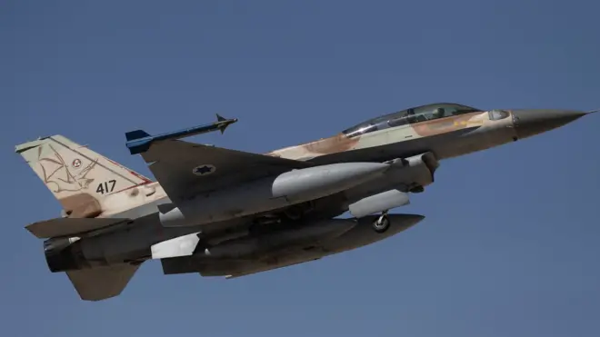 İsrailin F-16 qırıcısı
