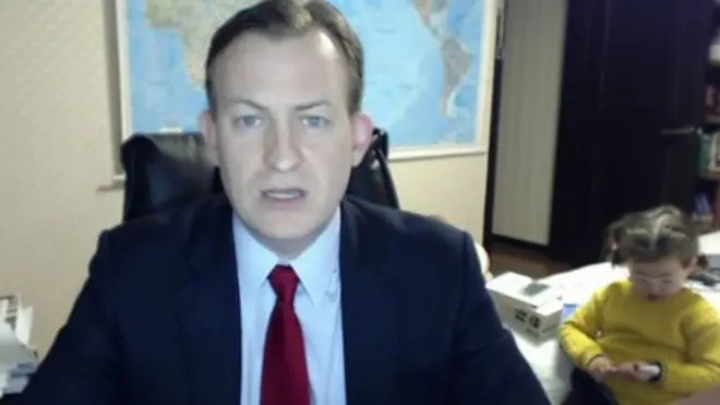 ศาสตราจารย์โรเบิร์ต เคลลี