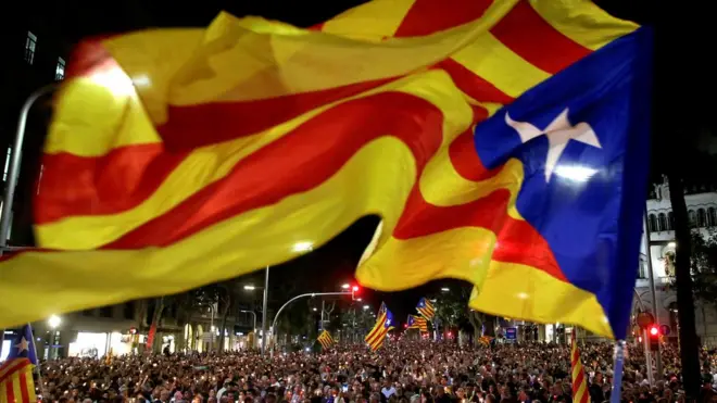 La Guardia Urbana cifró en 200.000 personas las que protestaron en el centro de Barcelona contra el encarcelamiento de Sànchez.