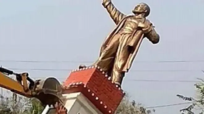 લેનિનની પ્રતિમા