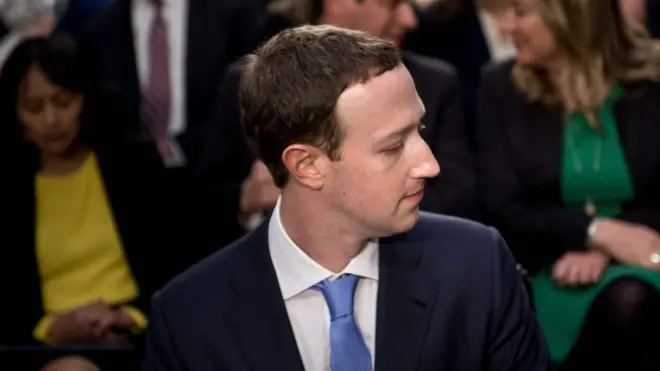 Цукерберг заявил, что компания не делится данными пользователей с рекламодателями