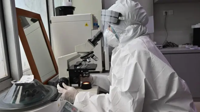 Menurut IDI, tenaga kesehatan di lapangan masih kekurangan APD.