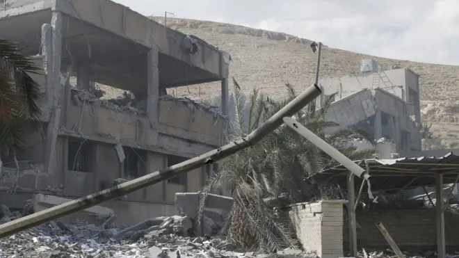 Последствия удара по объекту в Барзехе. По американской версии, в него попало 76 крылатых ракет