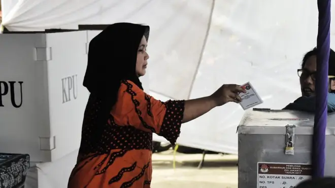 Masih ada sekitar 8-13% pemilih yang belum menentukan pilihan untuk pilkada DKI Jakarta, 19 April nanti.