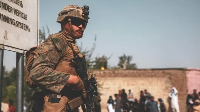 काबुल एयरपोर्ट