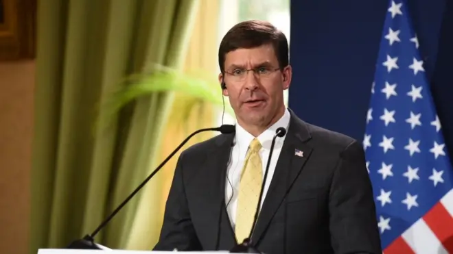 وزیر دفاع آمریکا گفت: می‌خواهیم مطمین شویم به یک توافق مطلوب دست می‌یابیم. توافقی که دست کم امنیت کشورها و مسیر روشن‌تری برای مردم افغانستان تضمین کند.