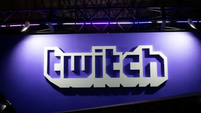 Отрывок из трансляции на сервисе Twitch, в которой участвовал человек, похожий на 40-летнего Горринга, появился накануне