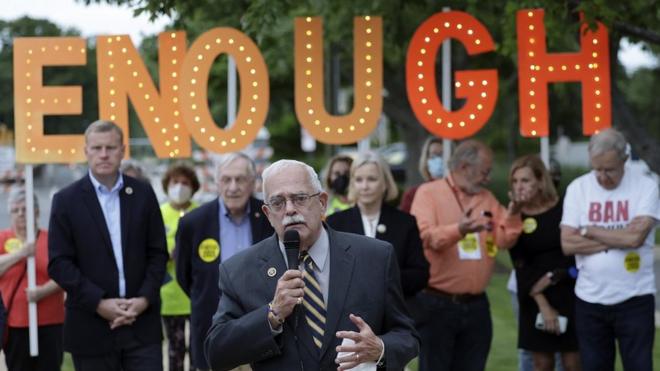 Gerry Connolly (D-VA) falajogos bets bolauma vigíliajogos bets bolacontrolejogos bets bolaarmas