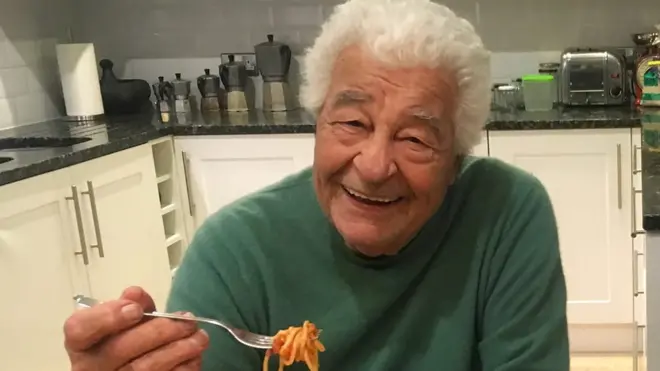 A Carluccio le horrorizó el espagueti a la boloñesa.