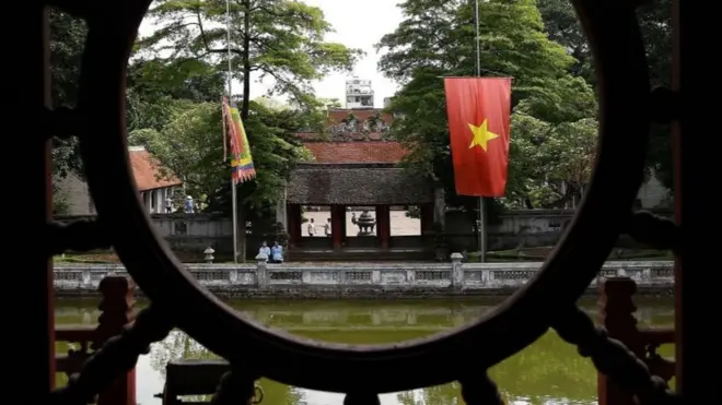 Văn Miếu, Hà Nội ngày 14/5