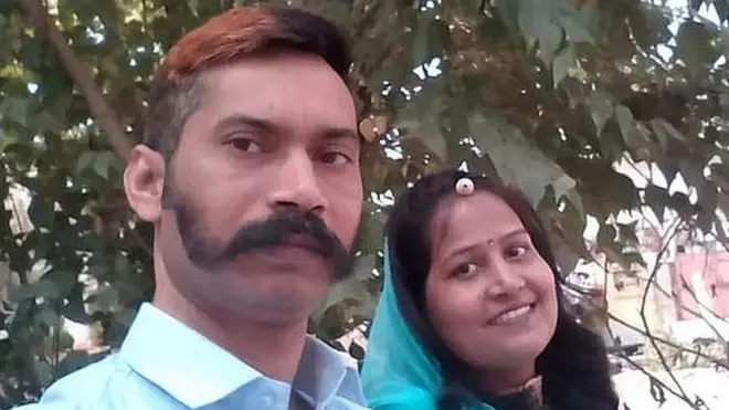 रतन लाल के साथ पूनम