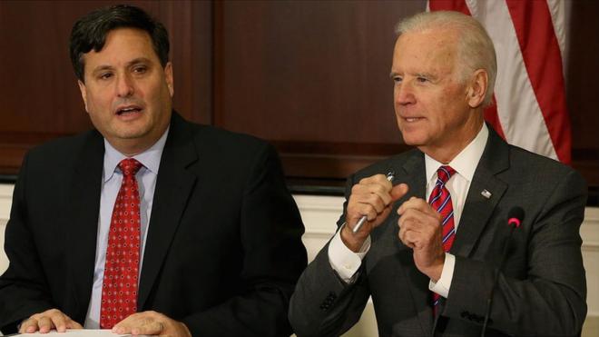 Ron Klain and Joe Biden on 13 November 2014