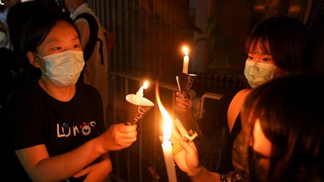香港市民點蠟燭