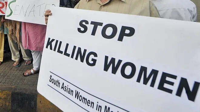 غیرت کے نام پر قتل کے بارے میں قانون دو سال سے التوا کا شکار تھا