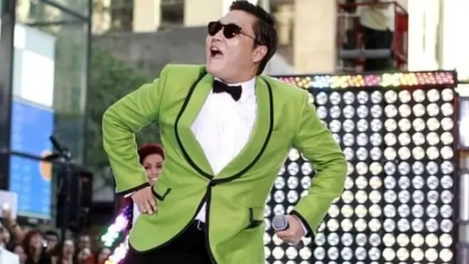 Keinginan untuk mempelajari lirik lagu populer K-Pop seperti Gangnam Style melonjakkan ketenaran bahasa Korea.