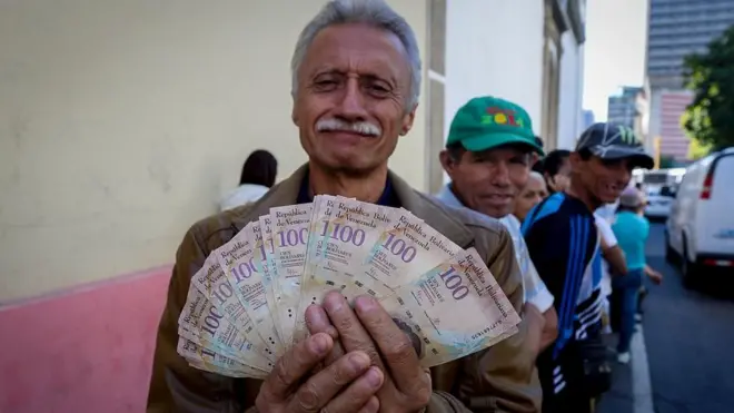 Se estima que la deuda soberana total de Venezuela está en torno a los US$125.000 millones.