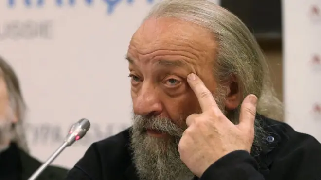 Анатолий Васильев