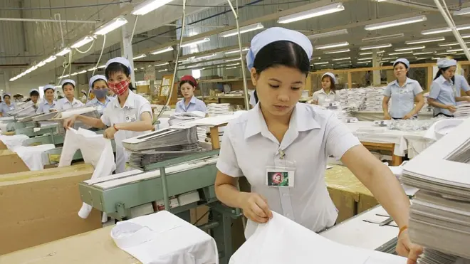 Việt Nam nên để công nhân làm ban ngày và nghỉ ngơi ban đêm - theo tác giả Phạm Đỗ Chí