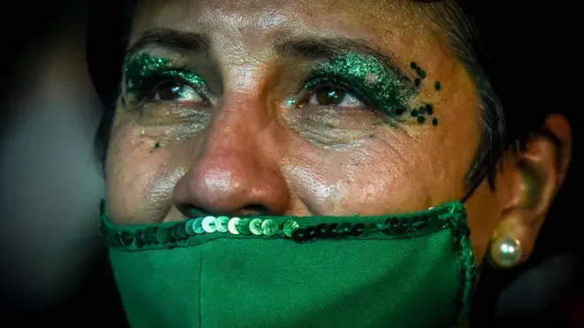 Argentina se convierte en uno de los pocos países de la región en despenalizar totalmente el aborto.