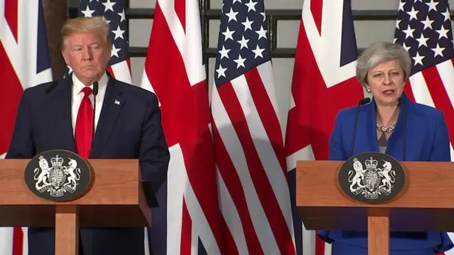 在结束和英国现首相特蕾莎·梅等一批英国高官会谈后的新闻发布会上，特朗普强调英美特殊关系密切，表示华为问题不会影响英美联盟。