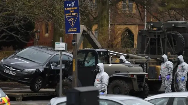 خبراء في الأسلحة الكيماوية