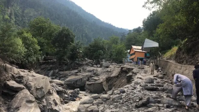 نیلم میں سیلاب