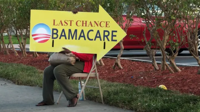 Благодаря реформе Обамы, медицинской страховкой обладает 91 процент американцев, указывают сторонники "Обамакер"