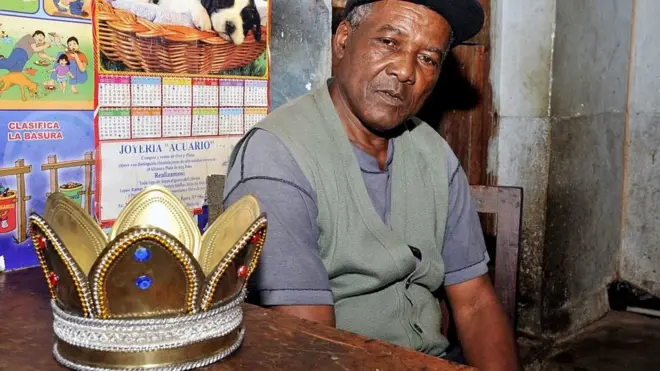 Raja Julio Penedo adalah pemimpin salah satu kerajaan yang masih eksis di Bolivia.