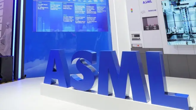 ASML en una exposición en China.