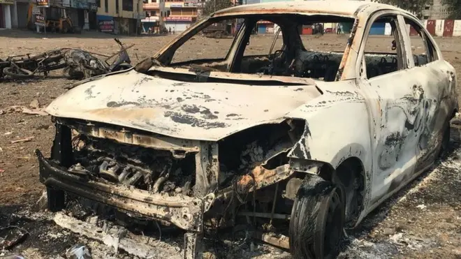 સળગી ગયેલા વાહનની તસવીર