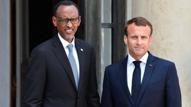 Emmanuel Macron et Paul Kagame, ici à Paris en mai 2018, ont entamé une décrispation des relations diplomatiques franco-rwandaises.