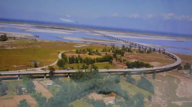 India kufungua daraja refu mpakani na India