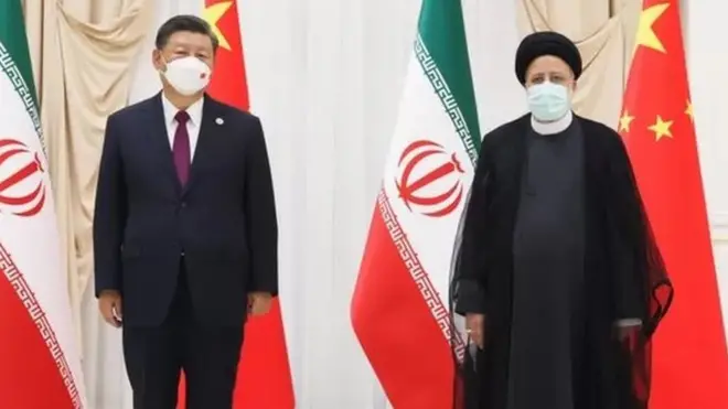 शी जिनपिंग और रईसी