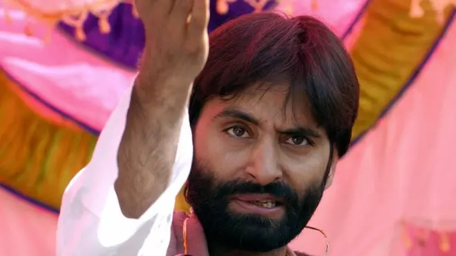 यासीन मलिक बीते 32 साल से भारत के ख़िलाफ़ अभियान चला रहे हैं.