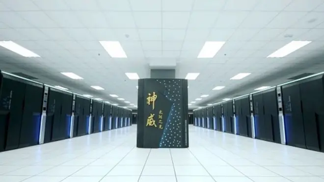 جاپان هیله لري چې د دغه کمپیوټر چټکتیا به د ۱۳۰ پیټافلاپ ته ورسېږي او د چین له سنوې تیهولایټ سوپر کمپیوټر، چې دا مهال د نړۍ تر ټولو چټک کمپیوټر دی، مخکې شي.