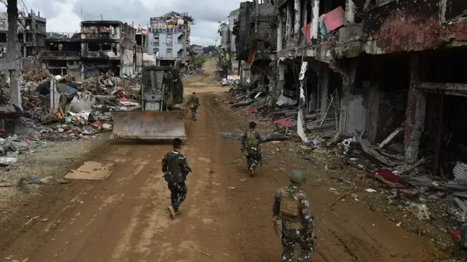 Tim Densus akan berkordinasi dengan otoritas Filipina terkait penangkapan Minhati Madrais, warga Indonesia yang ditangkap bersama enam anaknya.