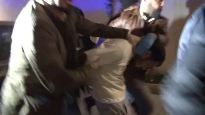 İstanbul Esenyurt'ta düzenlenen operasyonda Reina zanlısı ile Iraklı bir erkek ile üç kadın da yakalandı.