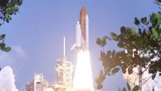 سپیس شٹل کے پروگرام سے ثابت ہوگیا ہے کہ خلائی سفر کبھی معمول کی بات نہیں بن سکے گا