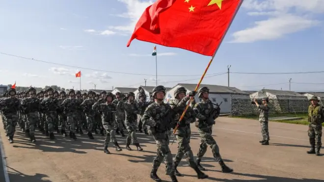 چینی فوج تربیت کے دوران