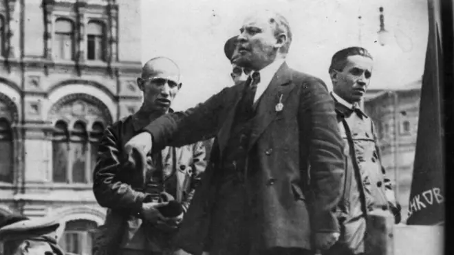 Большевики обвиняли британцев в подготовке покушения на Ленина. Лондон утверждал, что это не более, чем советская пропаганда