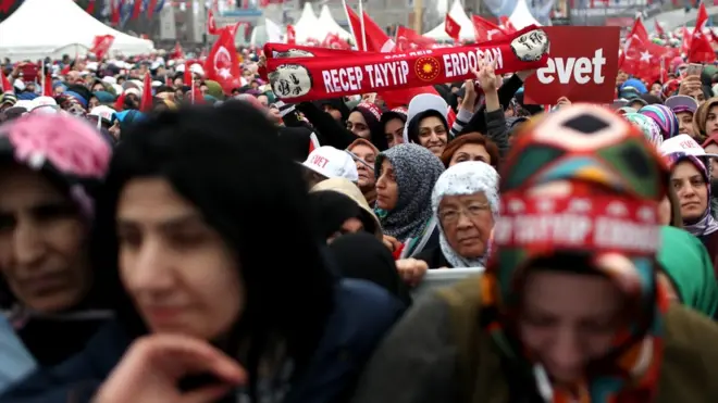 Evet mitinglerinden biri.