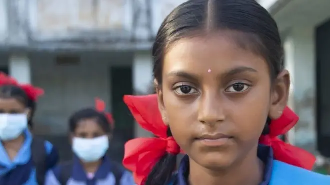 స్కూల్ అమ్మాయి