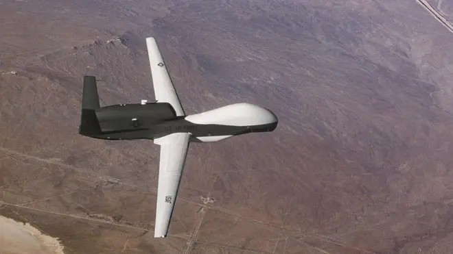 США уже почти полностью ушли из Афганистана, но оставили за собой возможность поддерживать кабульское правительство с воздуха - например, дронами Global Hawk, взлетающими с баз в районе Персидского залива