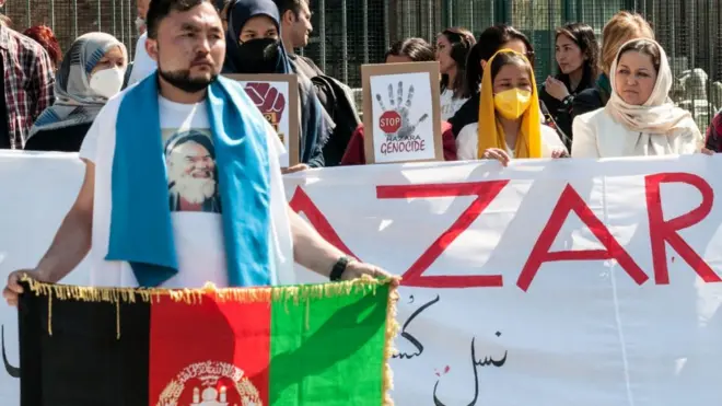 تجمع اعتراضی افغان‌های ساکن ایتالیا به کشتار شیعه‌ها و هزاره‌ها