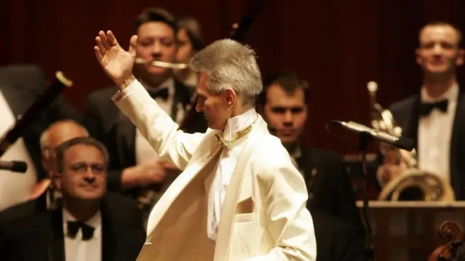 "Музикант привертає увагу до проблем миру, справедливості, толерантності" - Карандєєв